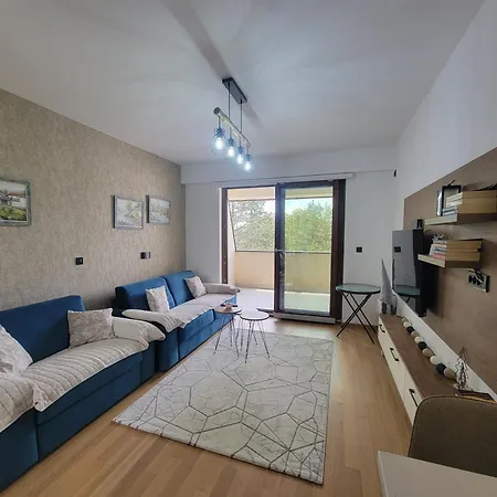 Apartment Goldview *